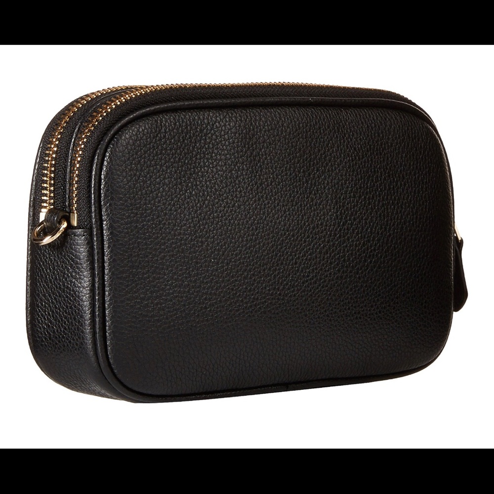 ISO Coach Crossbody Clutch! 🖤❤️🖤❤️ - Picture 4 of 5